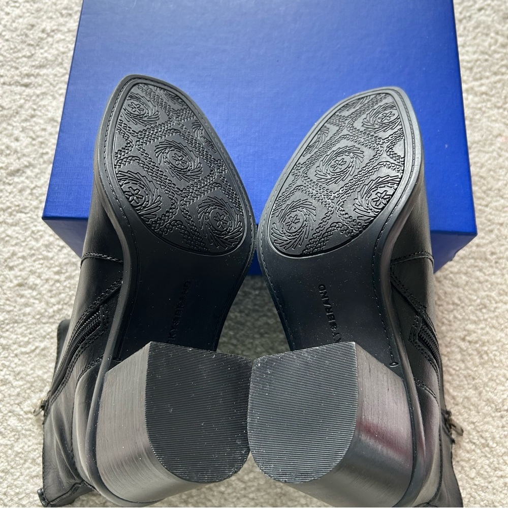 Lucky Brand Women's Stacked Heel Booties in Black Leather Size 7M - Picture 9 of 12